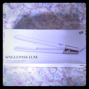 T3 1" professional straightening iron